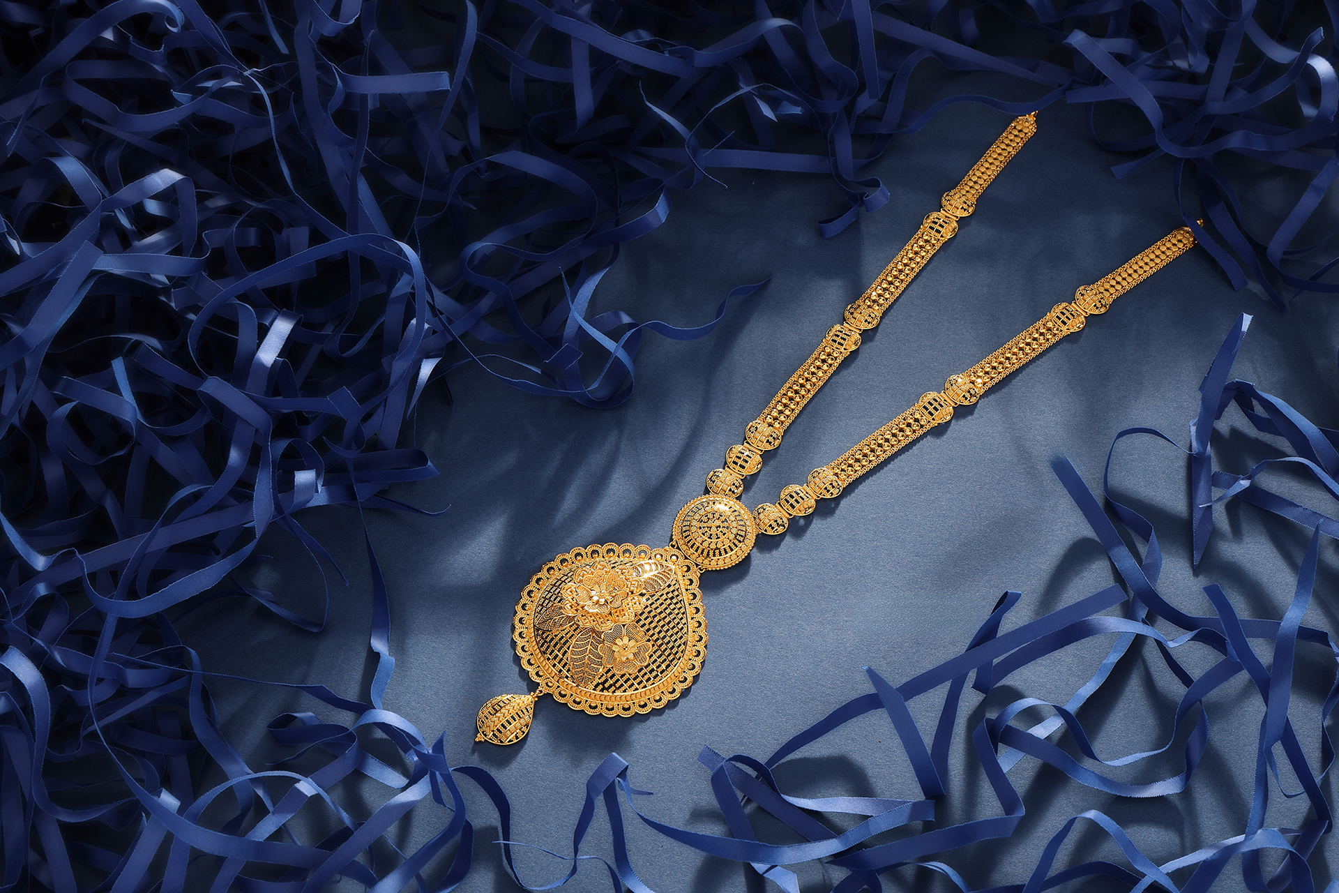 luxury gold jewellery photography hyderabad | 3wings photography